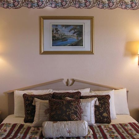 Seminole Inn Rum bild